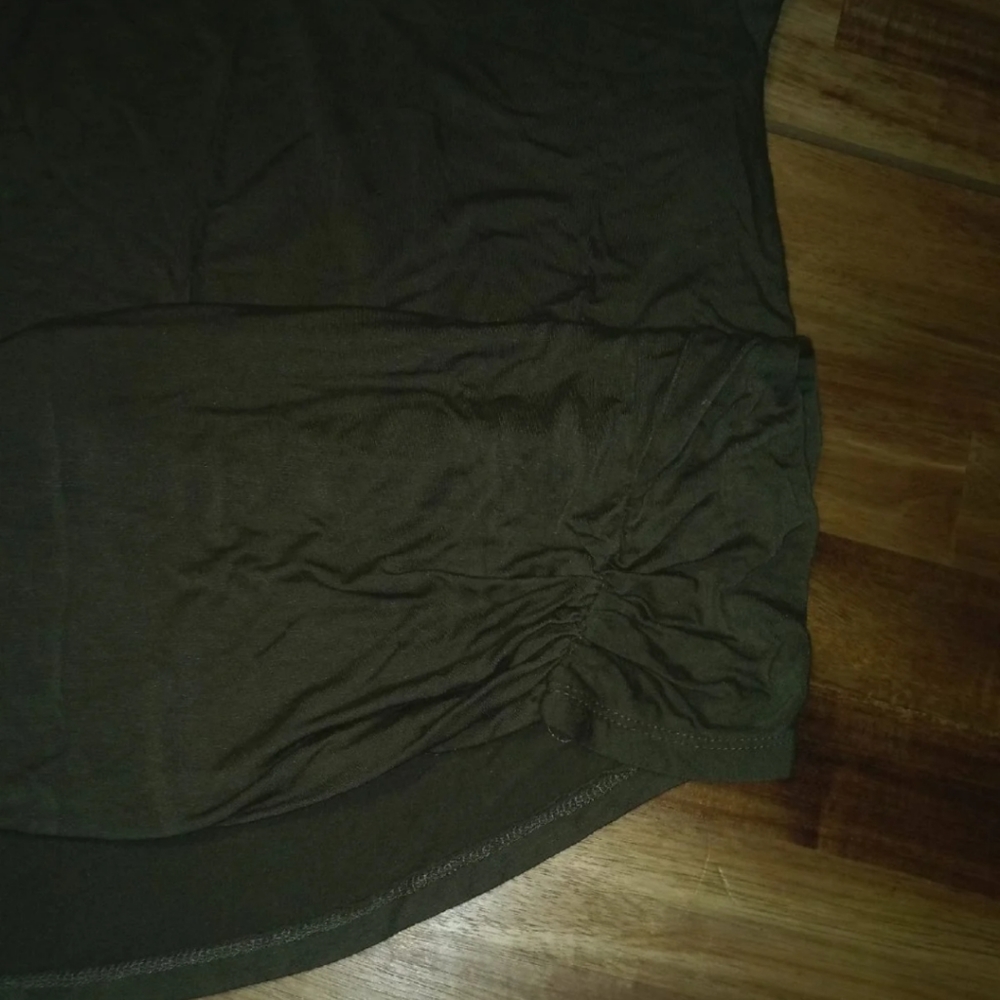 Top - Picture 3 of 3